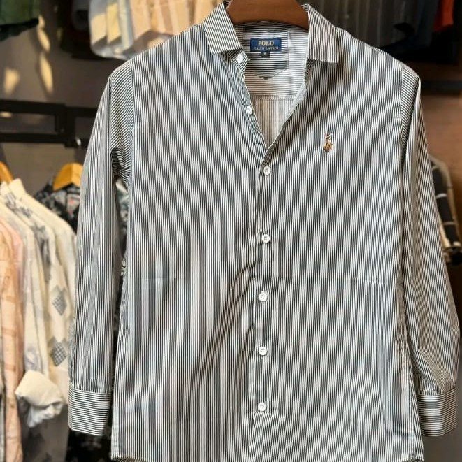Black thin stripe old money shirt 