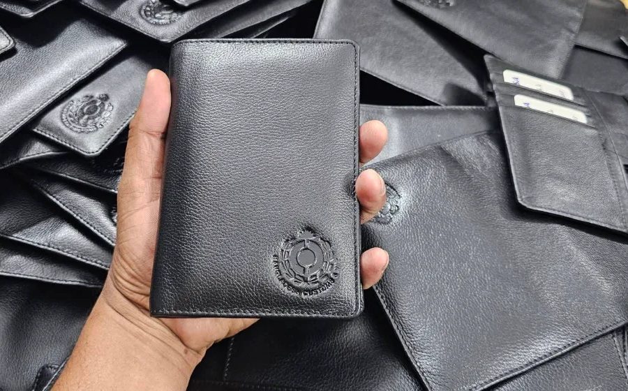 mance wallet leather wallet 