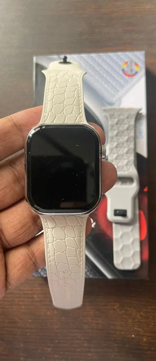 ME16 Series 10 Smartwatch 